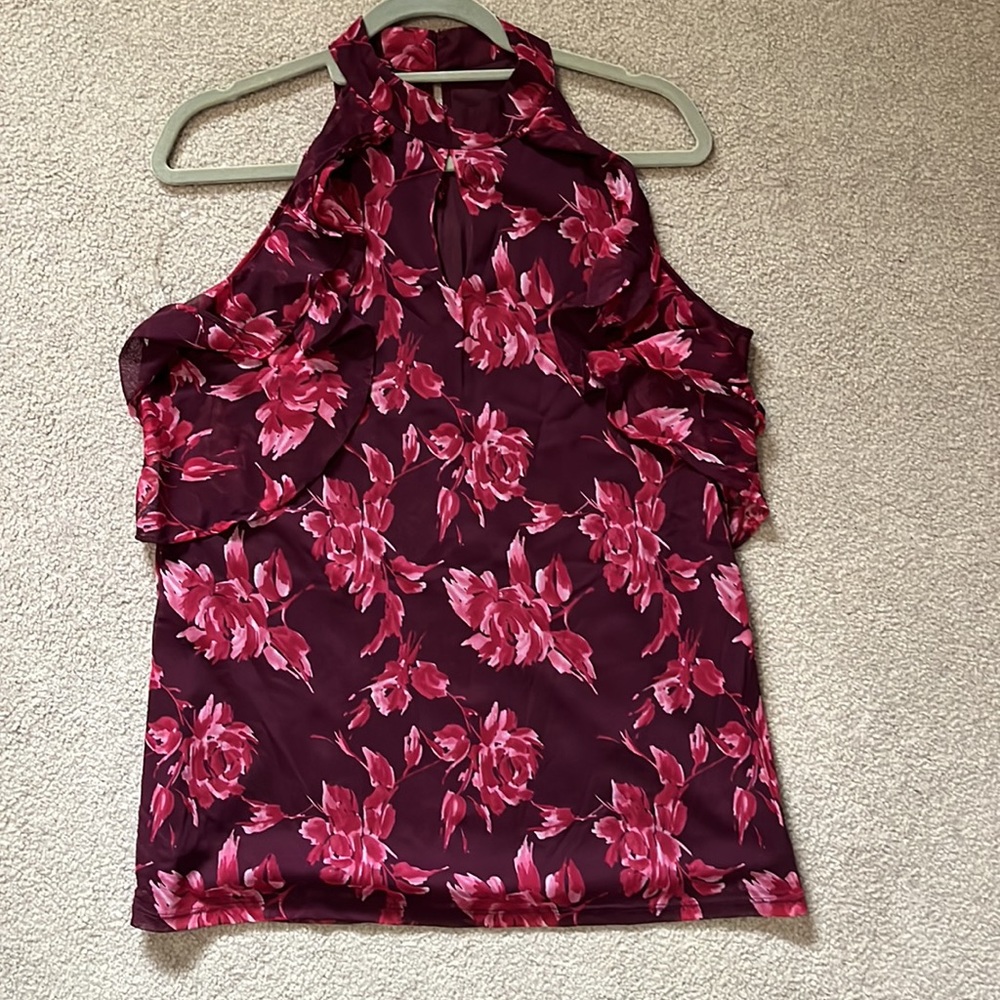 Inc. Burgundy sleeveless floral top with lining and two button neck-L